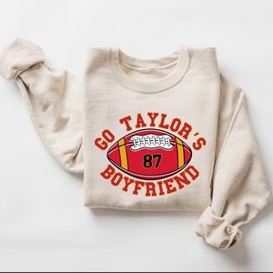 Go Taylor's Boyfriend Super Bowl Sweatshirt, Size: Small